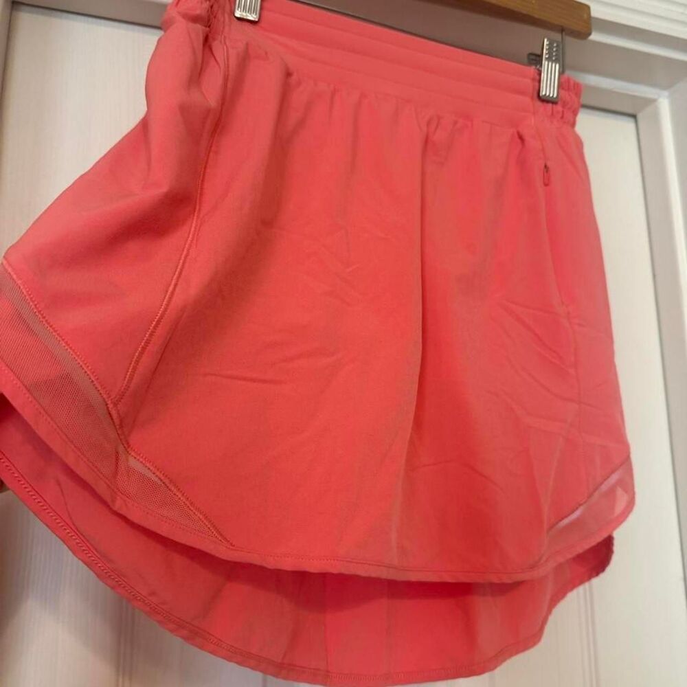 Lululemon Hotty Hot High Rise Skirt 6